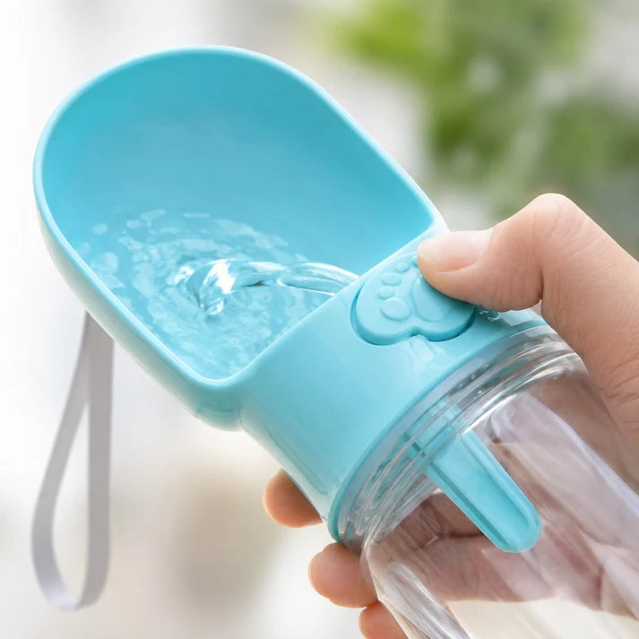 Botella portátil 2 en 1 de agua y comida para mascotas
